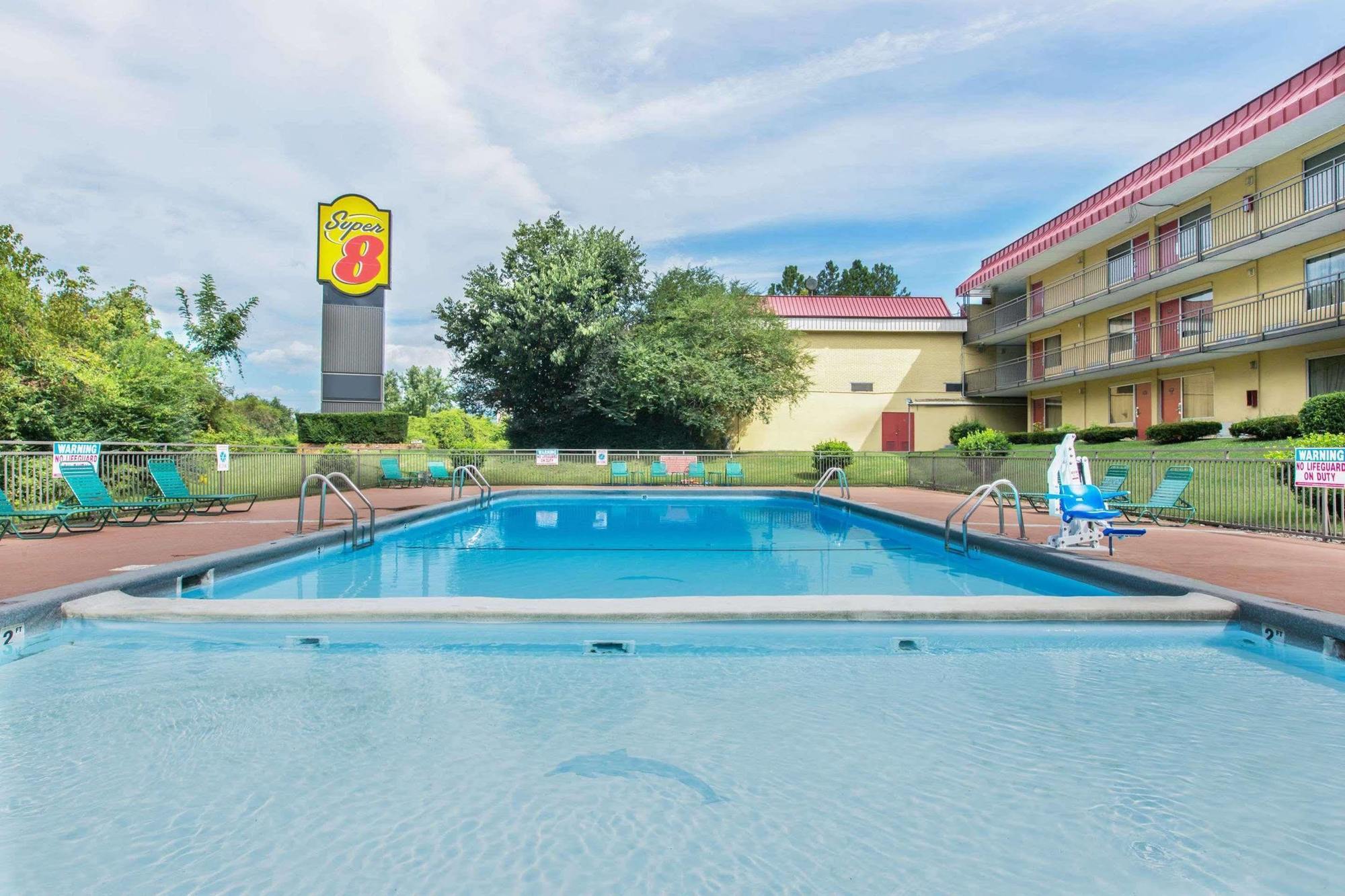 ซูเปอร์ 8 บาย วินด์แฮม แครีวิลล์ เทนเนสซี Hotel Caryville ภายนอก รูปภาพ